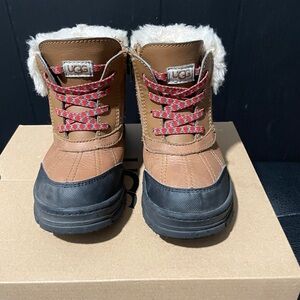 UGG Kids Tan and Black Boots with Red Laces. VERY WARM.